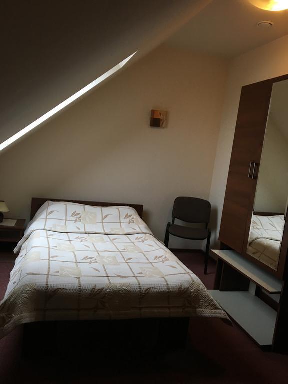 Hotel Magnolia Sitkowka-Nowiny Esterno foto